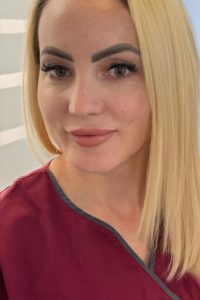 Mariia Popiuk Aushilfe